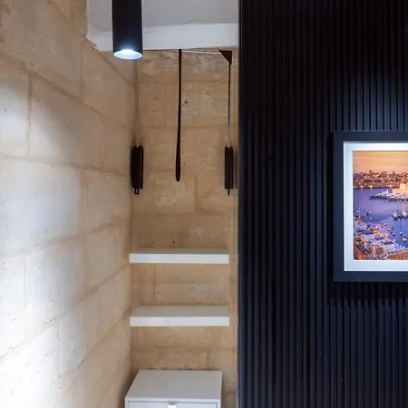 Дом отдыха Boutique Private Hot Tub & Cinema