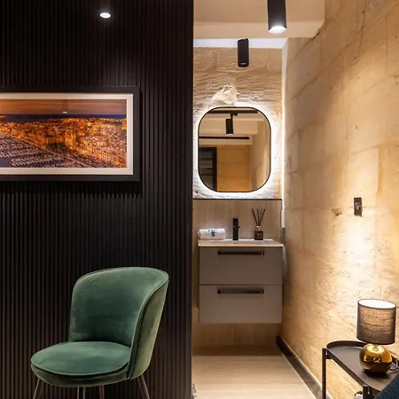 Dom wakacyjny 28k Lux Jacuzzi & Cinema Birgu