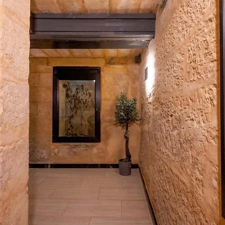 Dom wakacyjny 28k Lux Jacuzzi & Cinema Birgu