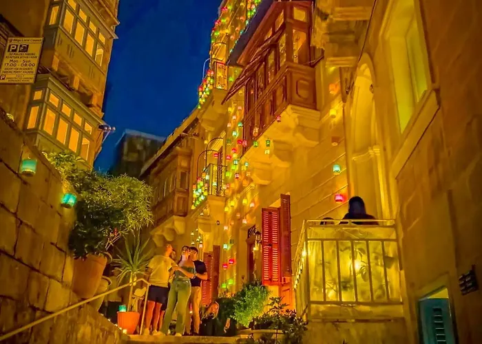 Boutique Private Hot Tub & Cinema Tatil Evi Birgu